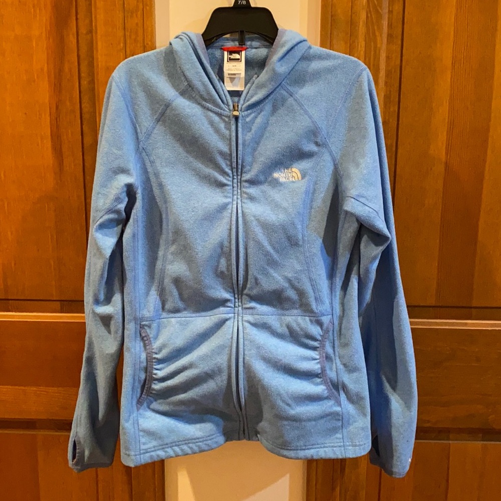 The North Face Women’s “Fitted” Lightweight Jacket